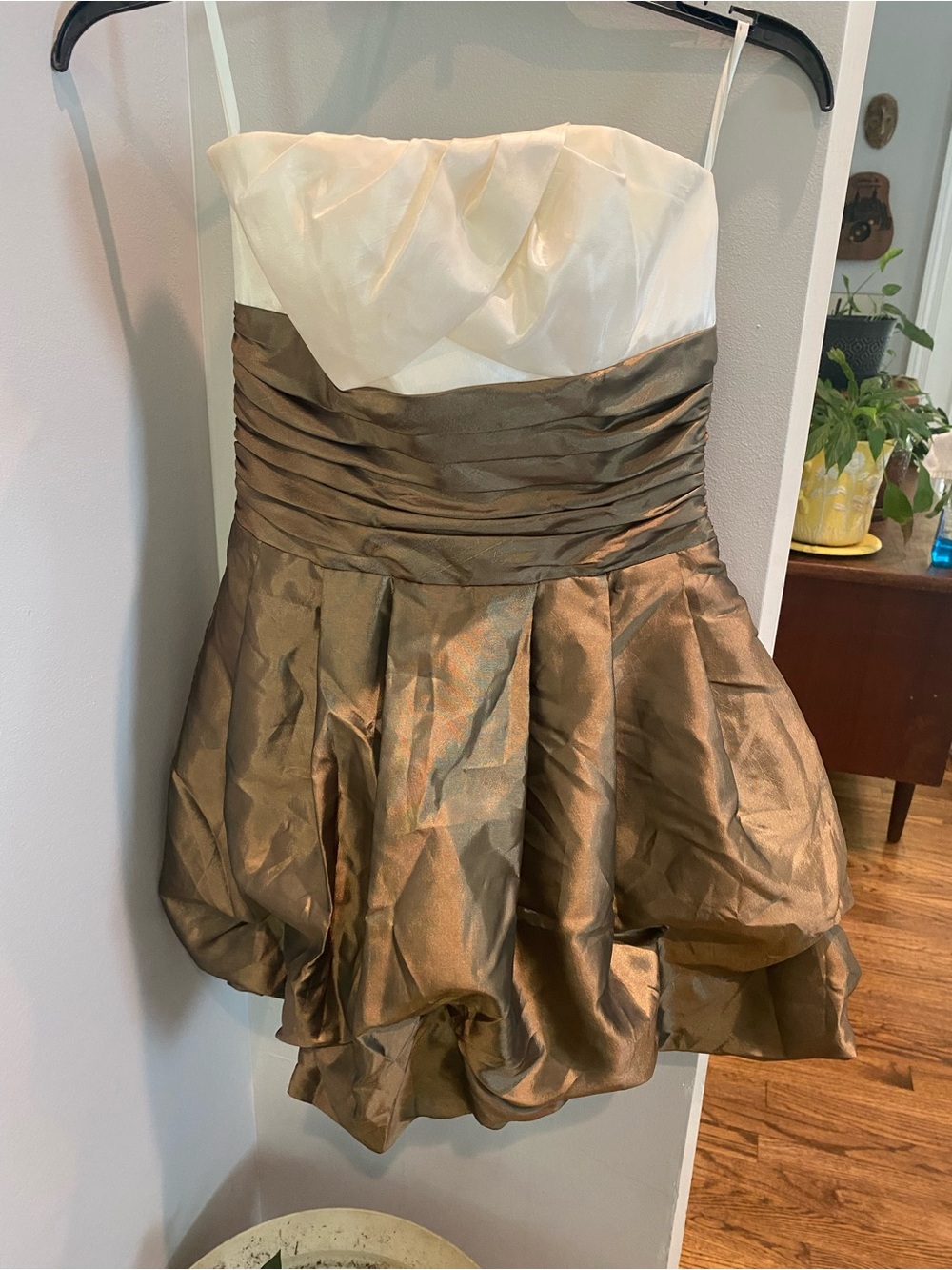 Jessica McClintock for Gunne Sax beautifuIvory and Bronze Strapless Bubble Dress